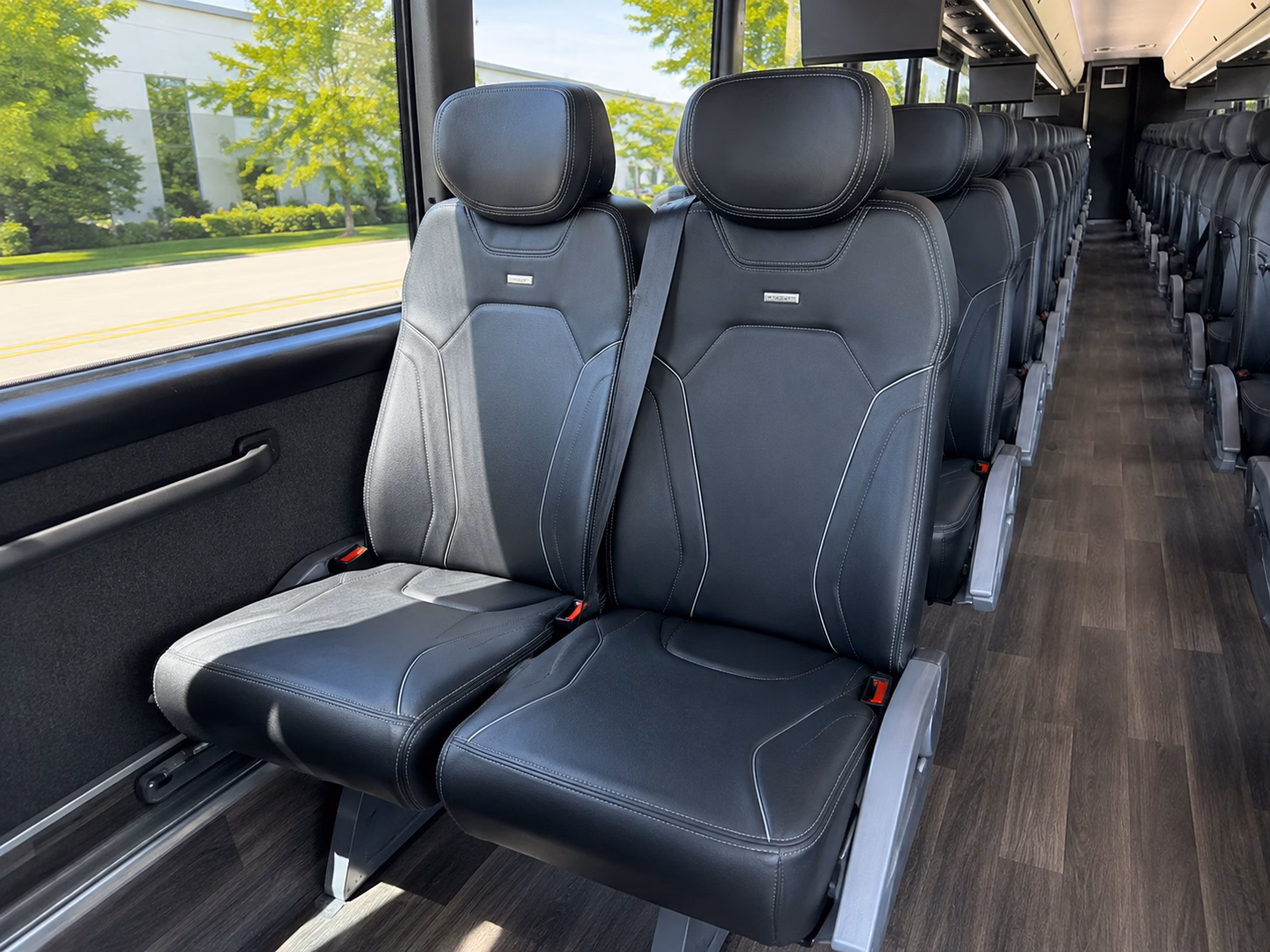 compare springfield bus rentals from a network of companies in minutes