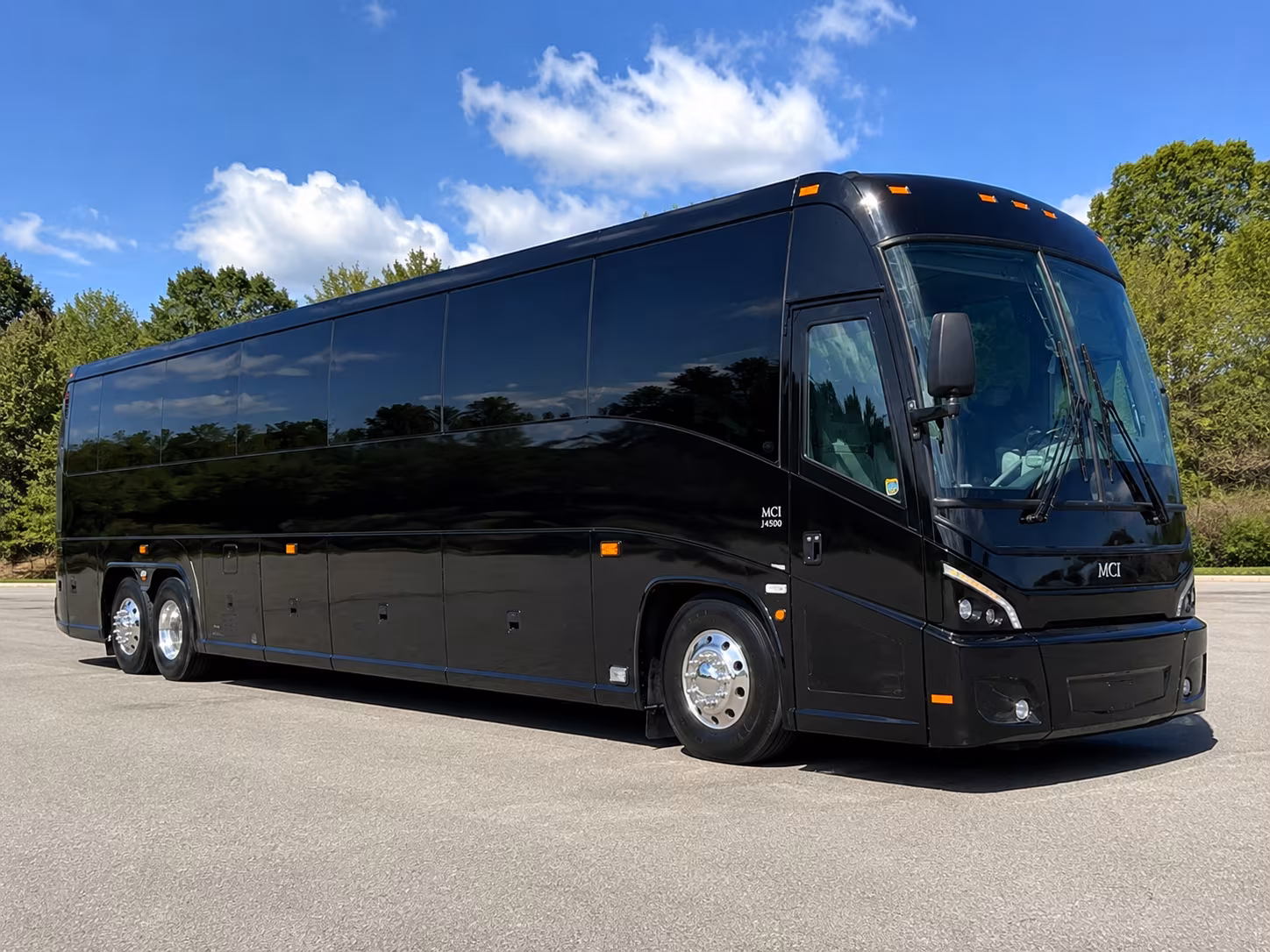 shuttle your guests between downtown hotels and your springfield venue
